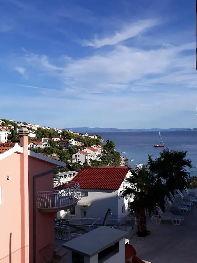 Apartment Villa Wiki Trogir